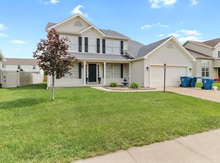 414 Trefoil, Savoy, IL 61874