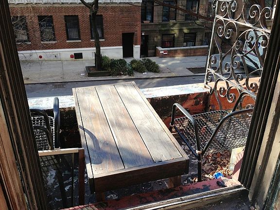 2nd image of 315 W 77th St #D2