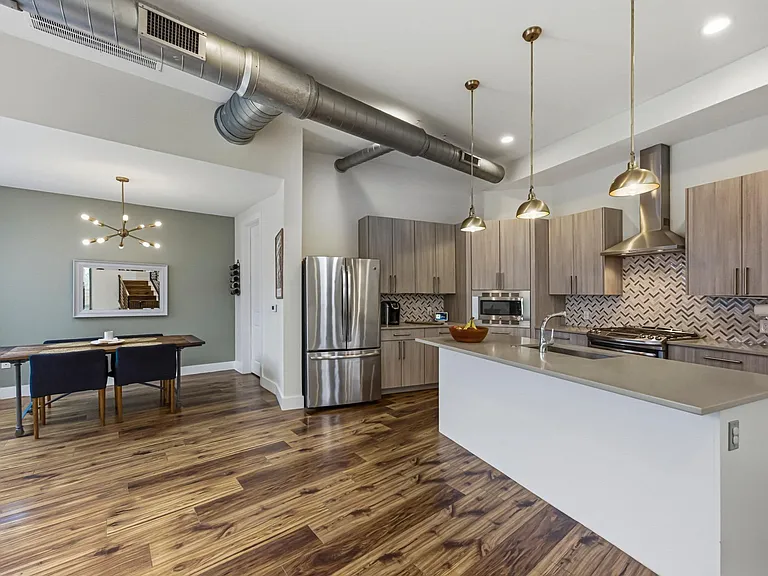 1405 Camelot Cir #A — Photo 13