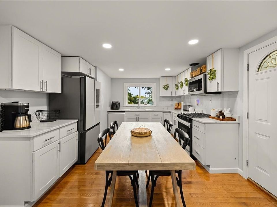1st image of 12 Randall Ave