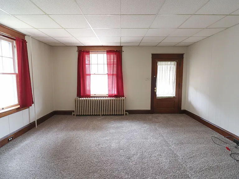 502 N State St — Photo 4