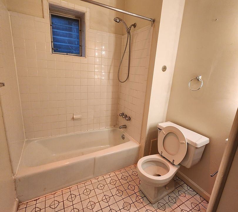 1st image of 1902 Wallace St #6650530
