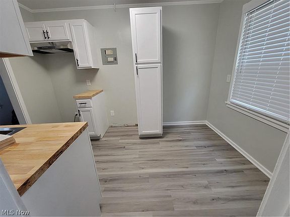4th image of 11720 McGowan Ave