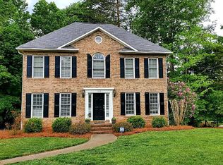 1210 Meadowgate Ln, Lewisville, NC 27023