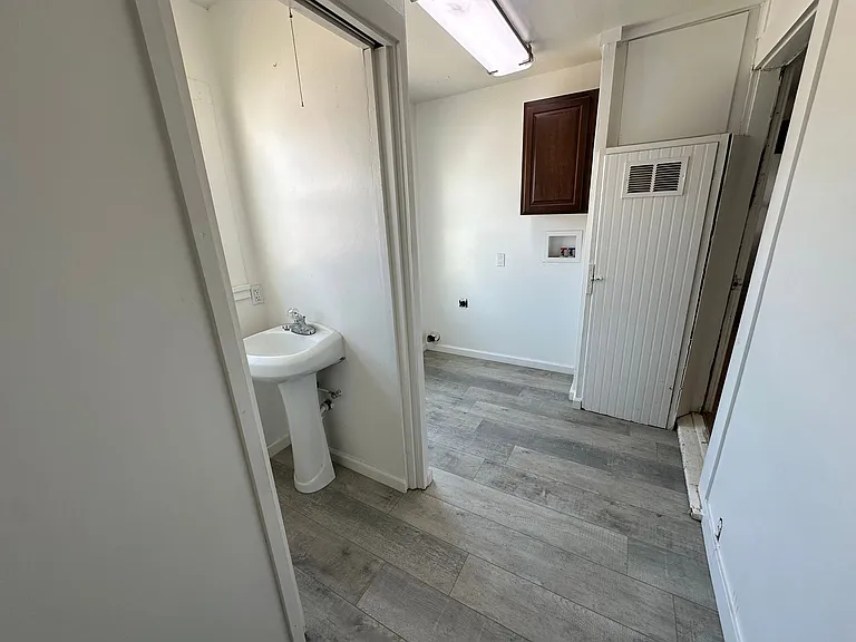 1360 Delta Rd — Photo 10