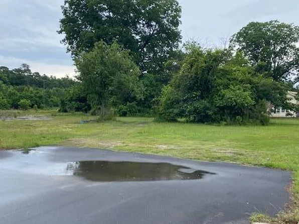 1808 N William St, Goldsboro, NC 27530