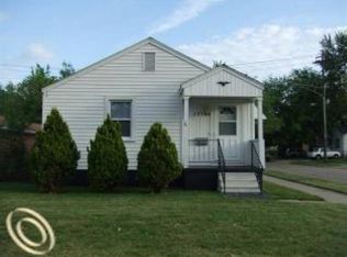 17704 E Twelve Mile Rd, Roseville, MI 48066