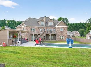 2112 Meadowood Cv, Monroe, GA 30655
