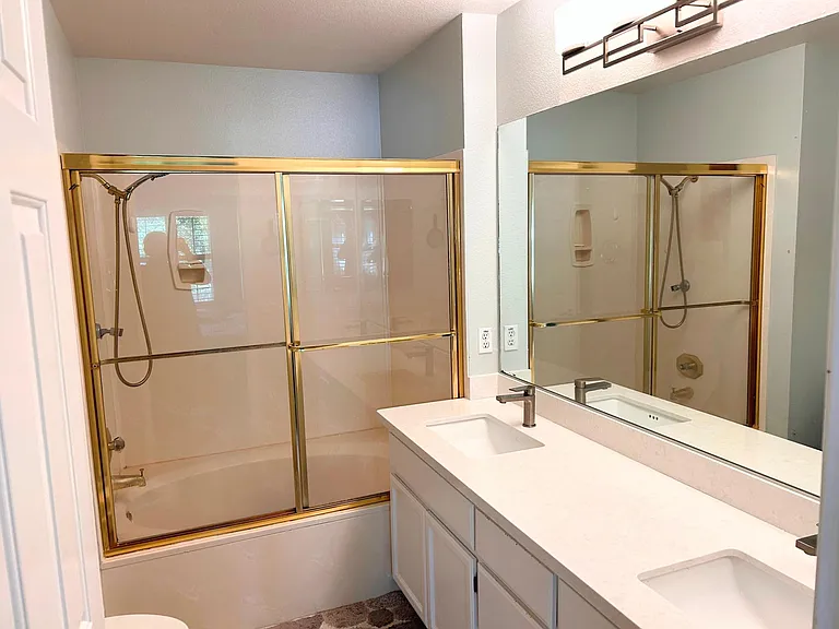 372 Meadowhaven Way — Photo 9