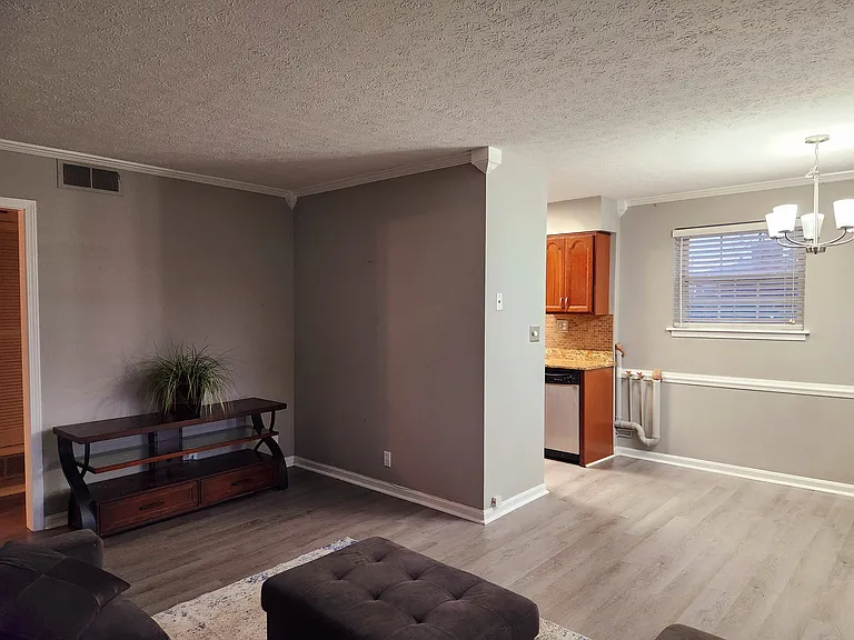 9345 Taylorsville Rd #14 — Photo 4