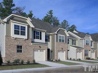 10107 Raven Tree Dr, Raleigh, NC 27617