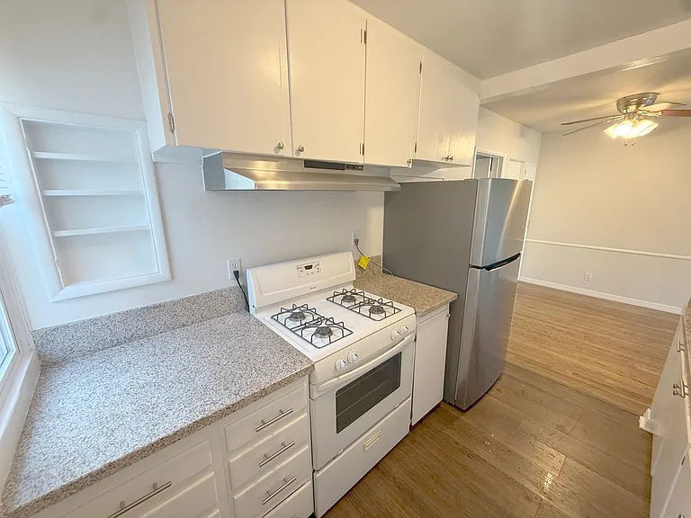 4123-4125 Ocean View Blvd — Photo 6