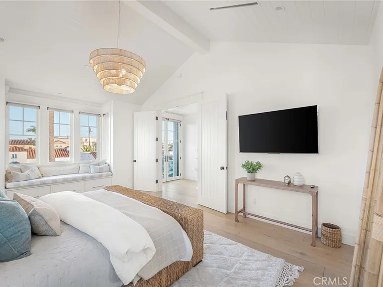 153 Granada Ave — Photo 29