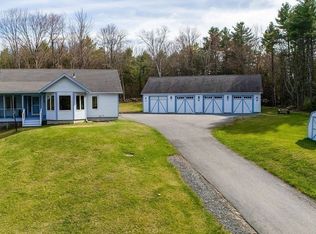 205 E Rindge Rd, Ashburnham, MA 01430