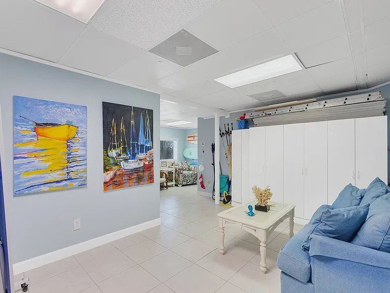 9470 Doubloon Dr — Photo 18