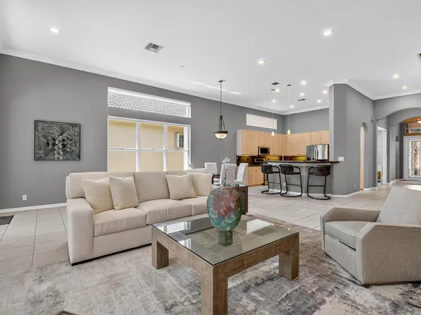 10096 Armani Drive, Boynton Beach, FL 33437