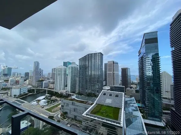 88 SW 7th St APT 2707, Miami, FL 33130