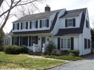 45 Shore Rd, Remsenburg, NY 11960