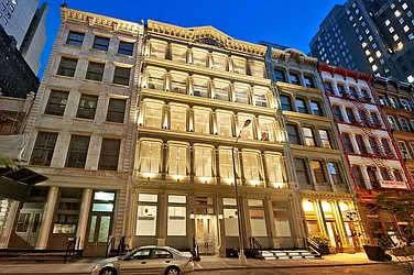 Rented by R New York