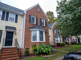 22 Forest Glen Dr #22, Chapel Hill, NC 27517