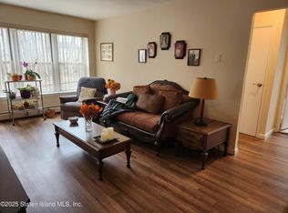 475 Armstrong Ave APT G3, Staten Island, NY 10308