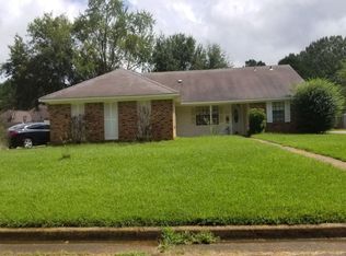 6216 Tanglewood Dr, Jackson, MS