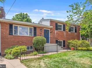 6108 22nd Rd N, Arlington, VA 22205