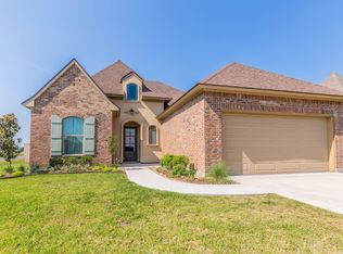 201 Westridge Dr, Broussard, LA 70518