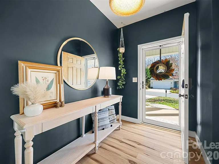 1668 Beleek Ridge Ln — Photo 4