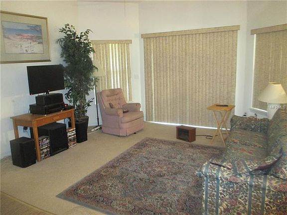 4th image of 1741 Country Club Blvd