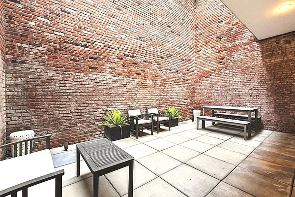 Rented by Citi Habitats | media 13