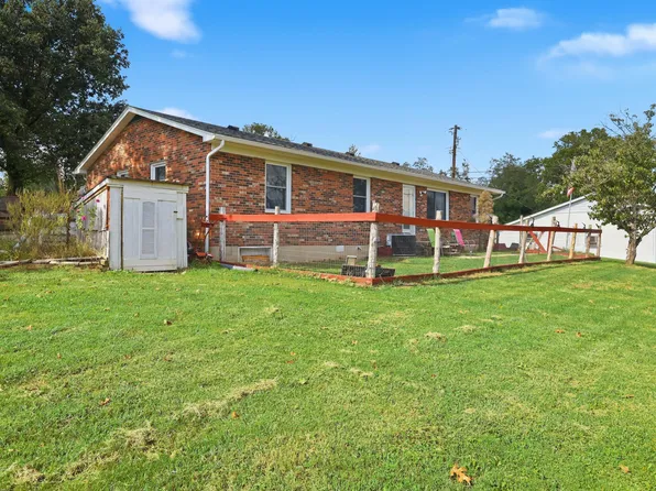 1070 Delaney Ferry Rd, Versailles, KY 40383