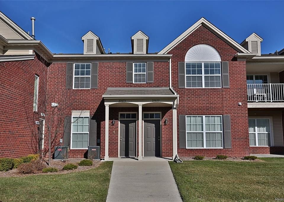 1st image of 27073 Carrington Pl