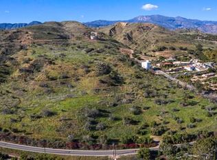 N Peck Rd, Santa paula, CA 93060