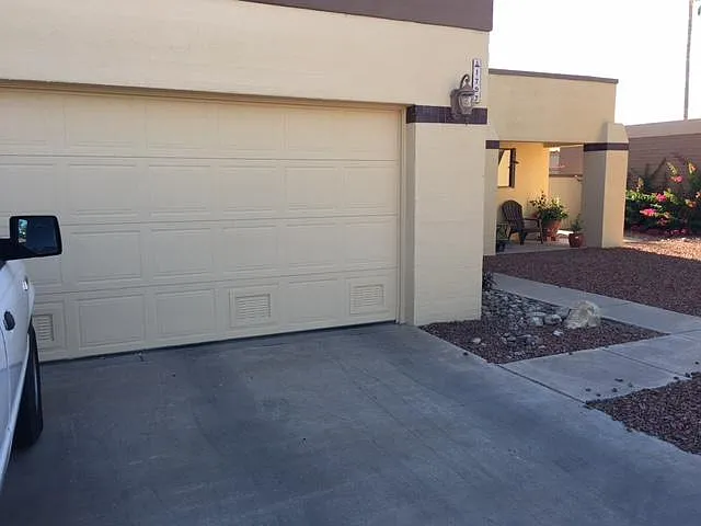 1797 N Evelyn Ave — Photo 2