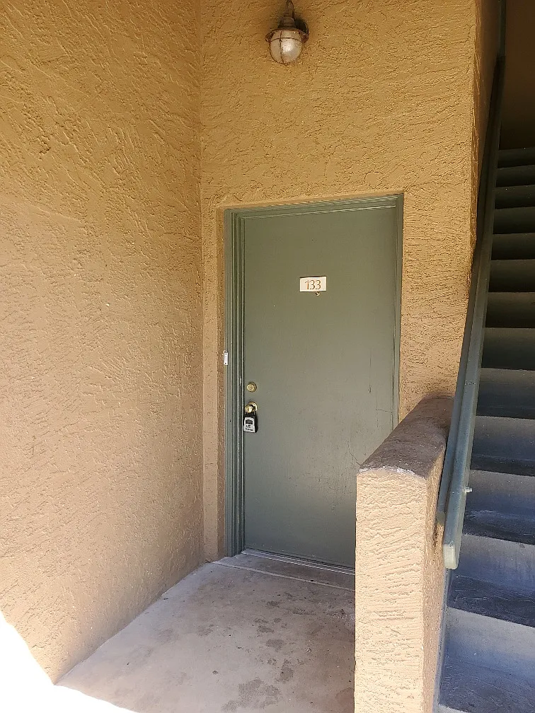 2 bedroom Condo in Mesa!! — Photo 1