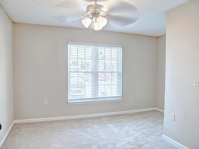 3683 Claypond Rd #C — Photo 50