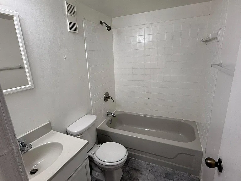 10044 Forest View Pl — Photo 9