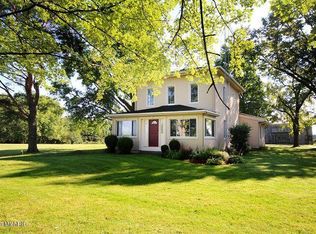 4407 Hollywood Rd, Saint Joseph, MI 49085