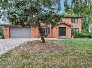 318 10th St, Wheeling, IL 60090