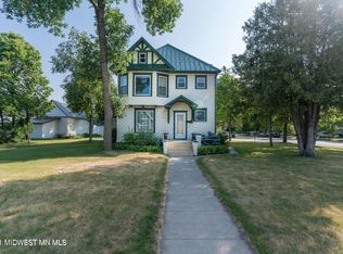 157 3rd St NE, Perham, MN 56573