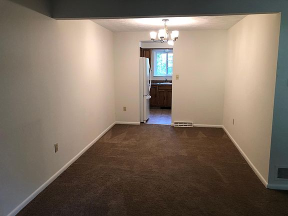 2nd image of 809 Sewickley Heights Dr