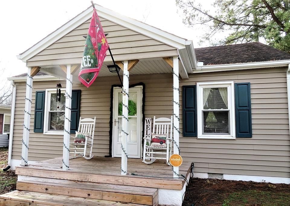 1st image of 228 School St