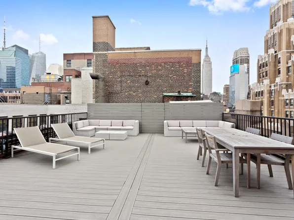 315 West 36th Street image 12 of 13