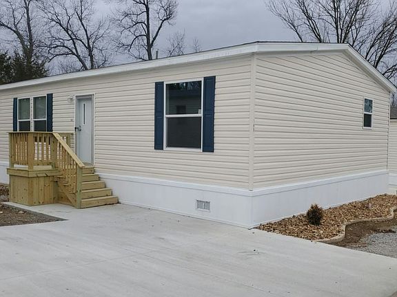 3rd image of 3900 Clark Ln #145