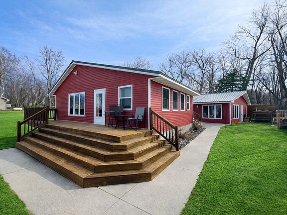 2nd image of 13150 Maple Circle Dr SE