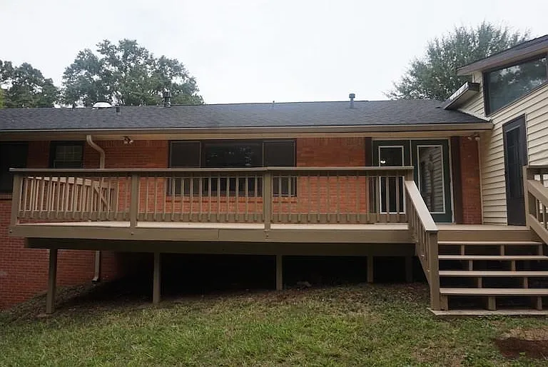 1403 Stephens Dr NE — Photo 17
