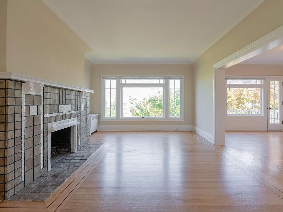 1st image of 320 El Camino Del Mar