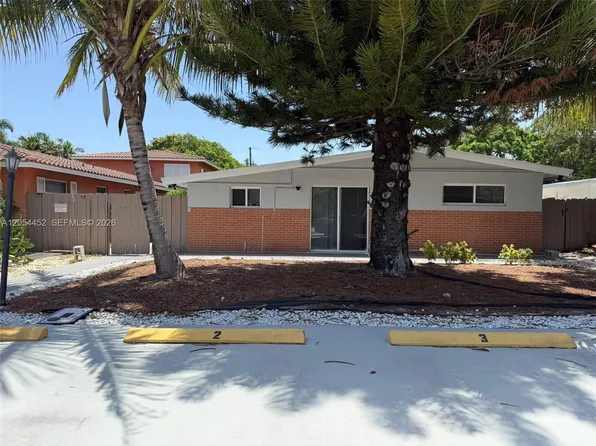 226 NE 25th Ave Unit 2, Pompano Beach, FL 33062