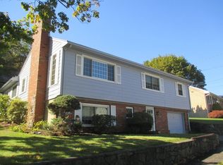 83 Moffatt Rd, Salem, MA 01970